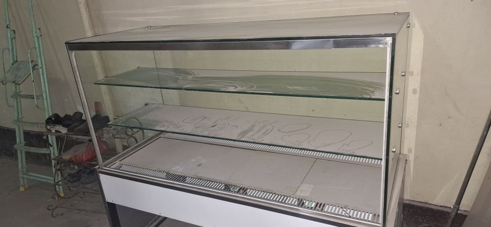 Холодильник состояние почти новый