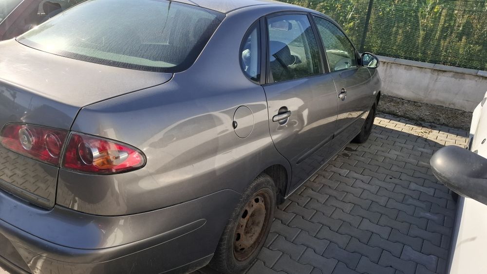 Vand stopuri, bara,far Seat Cordoba