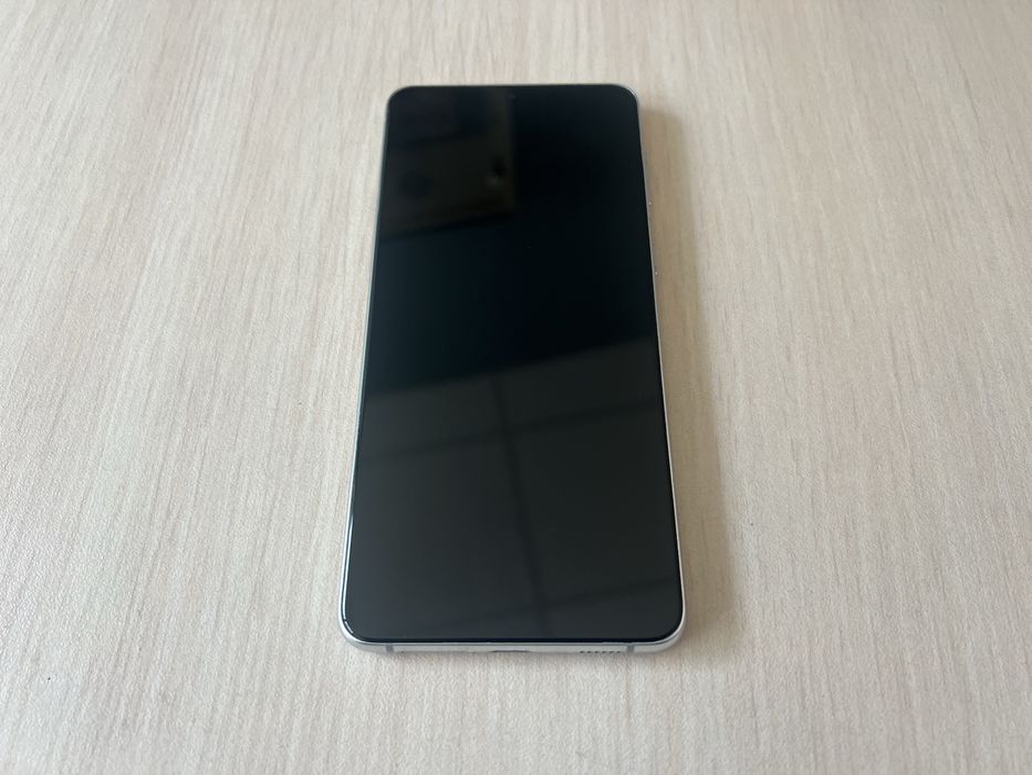 Продавам Samsung Galaxy S21+ 5G 256/8GB