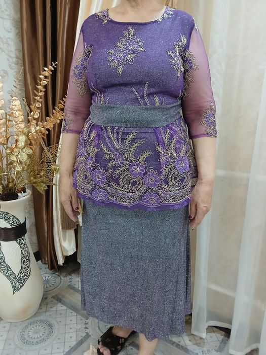 Платья нарядные р.46 продам