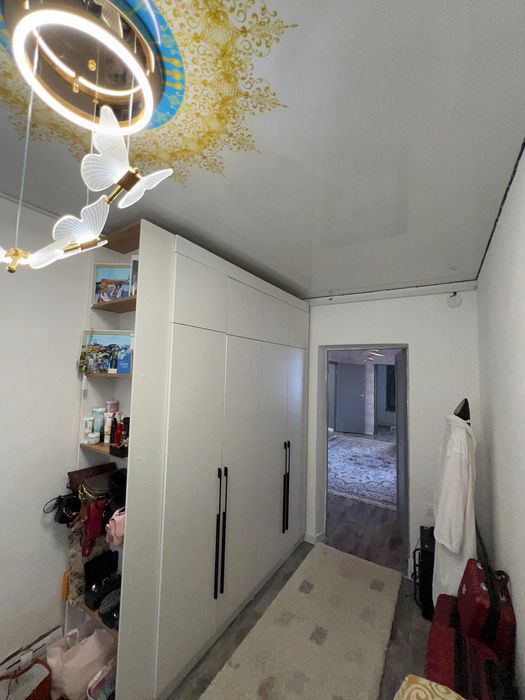 Жер уй сатылады.