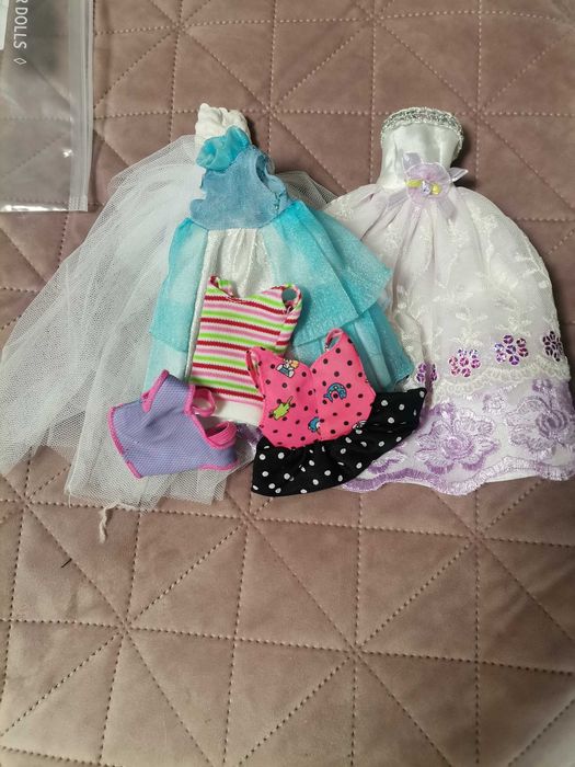 ОГРОМЕН ЛОТ!!! 17 кукли Барби, Лив и др. с над 30 бр аксесоа