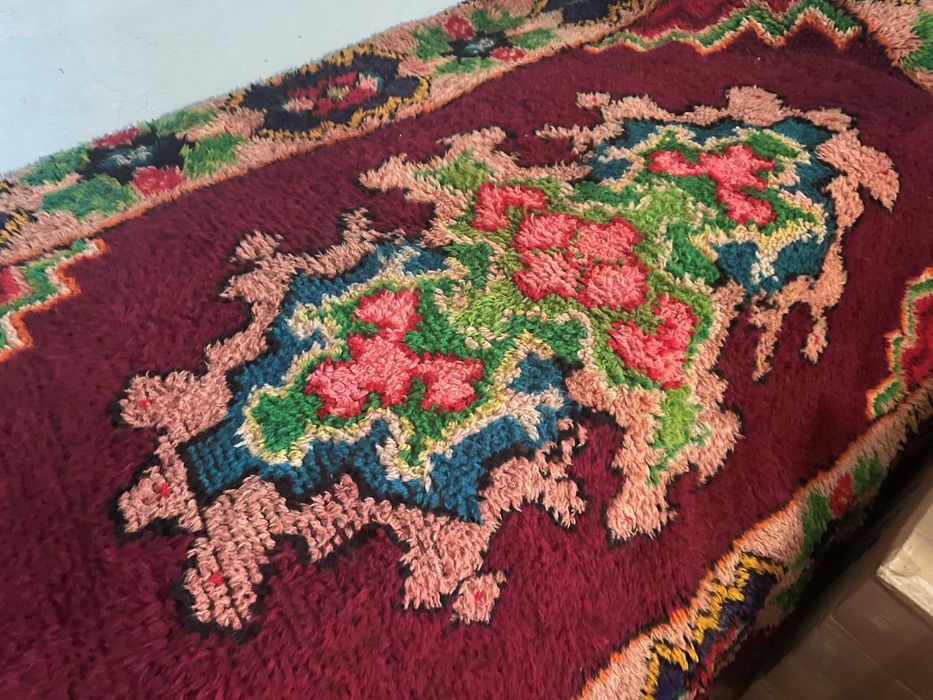 Китеник  от раклата на баба