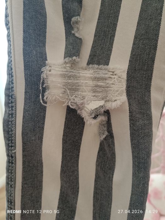 Blugi Zara mărime 38