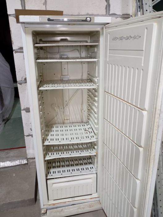 Морозильник прямой