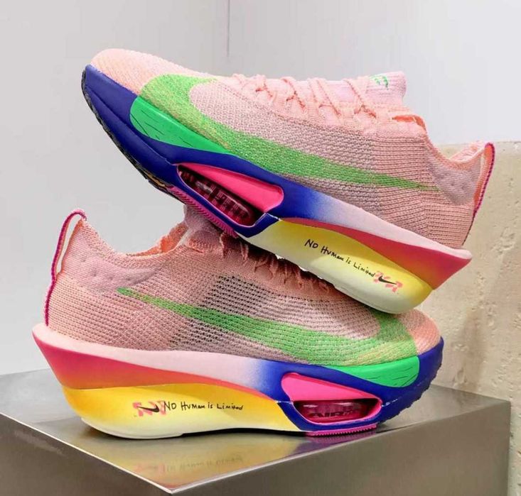 Продавам нови дамски маратонки Nike Alphafly 3 'Eliud Kipchoge
