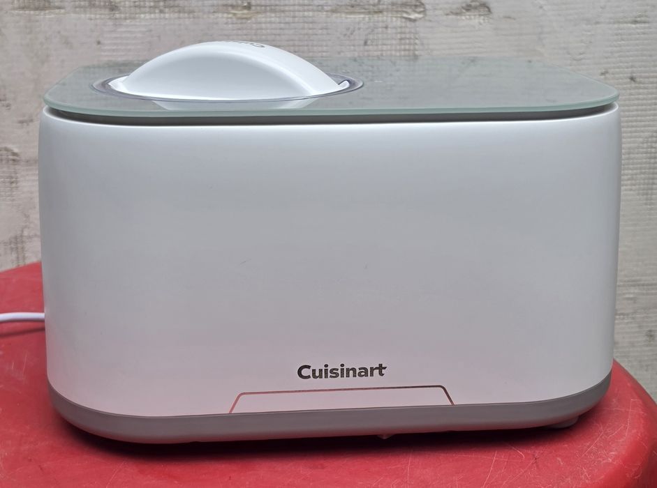 Сладолед машина Cuisinart 100w