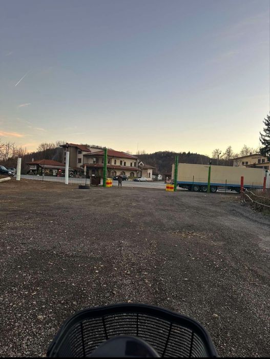 Инвестиционен парцел-имот в Прохода на Републиката