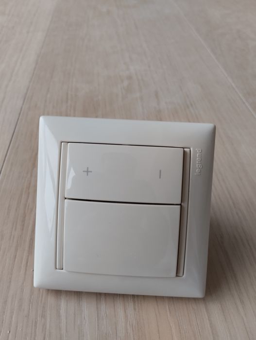 4бр Легранд ключ Legrand сензорен димер с девиаторен ключ НОВ