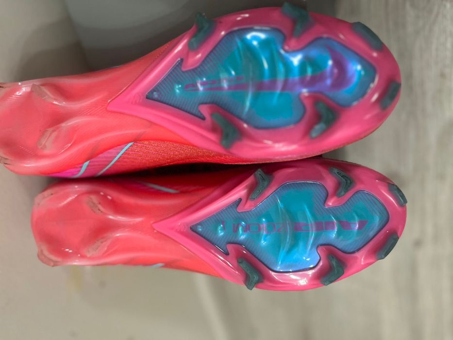 Бутсы Nike 42 размер