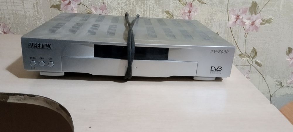 Видео магнитофон samsung и спутник