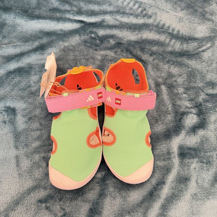 Sandale Adidas x LEGO Terrex Captain Toey – NOI, Mărimea 35