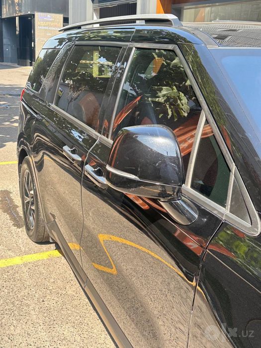 Kia Carnival 4-pozisiya 11 kishilik joylik