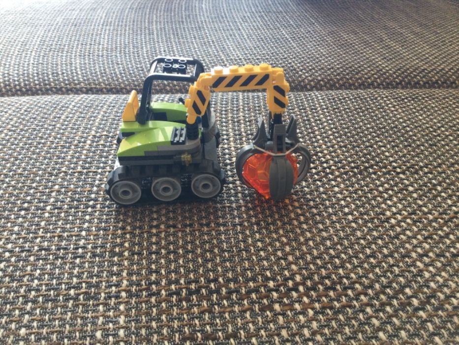 Лего играчка .