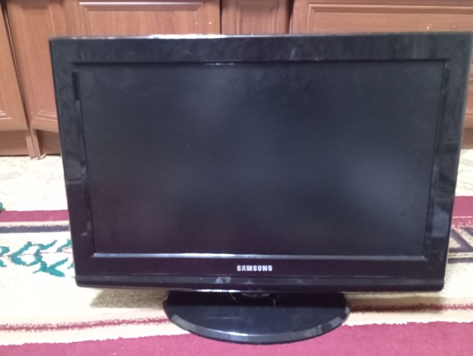 Монитор сатылады бағасы 35000 тг