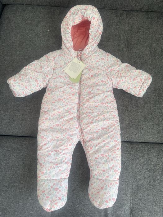 Комбинезон на девочку новый