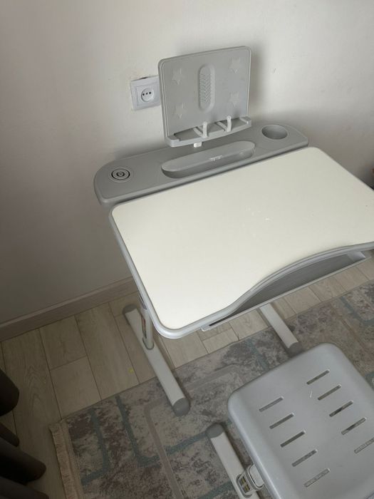 Парта стол и стул