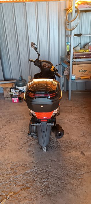 Продам м8 срочно