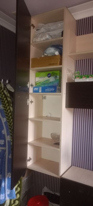 Продам горку в гостинную