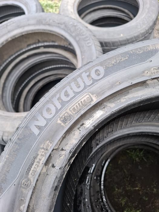 Vand 2 sau 4 anvelope 195 55 15 bune de vara