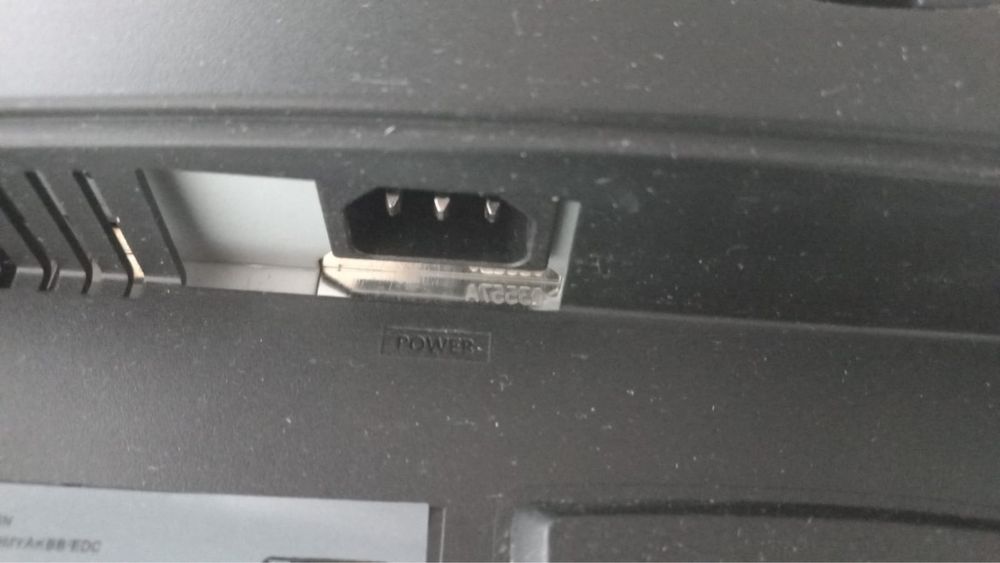 Монитор Samsung