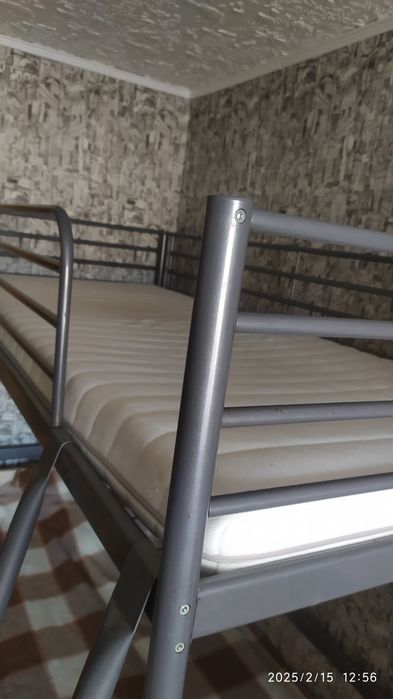 Продам кровать чердак SVARTA  IKEA