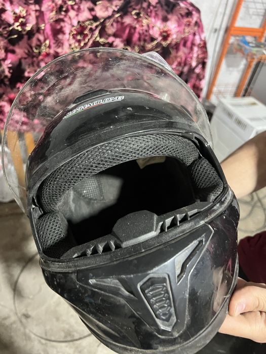 Шлем для мото.