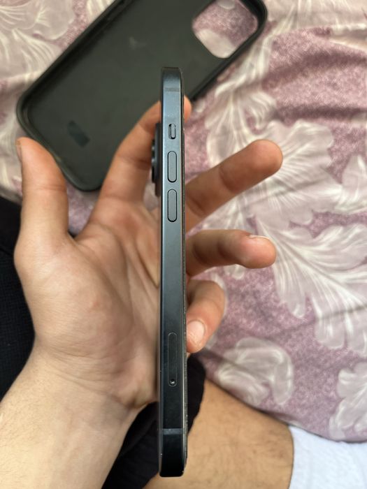 iPhone 15 128GB Black — Идеал, 97% АКБ