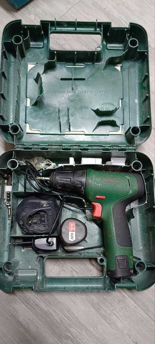 Bosch ШУРУПОВЕРТ Аксай 0709 лот 948318