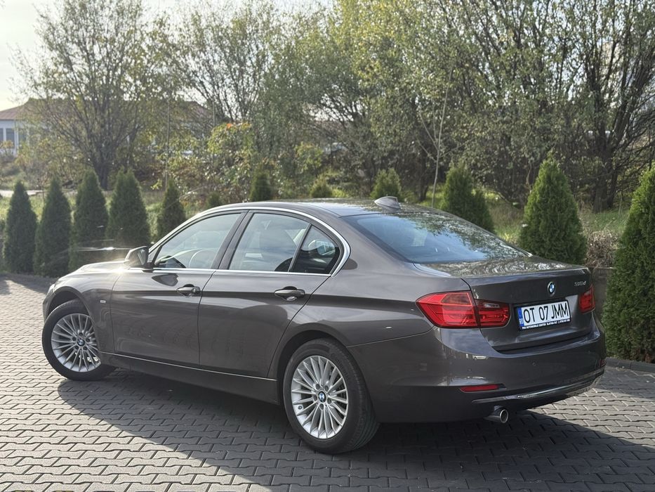 Proprietar Bmw 320d Km 189.000 GARANTATI model Luxury RATE cu avans 0