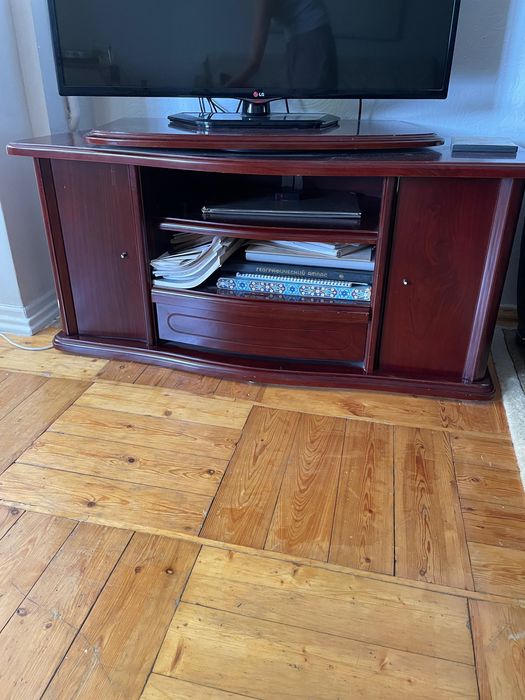 Тумба под телевизор