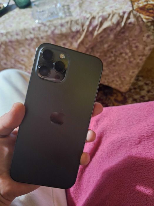 Продавам афон 12 промакс