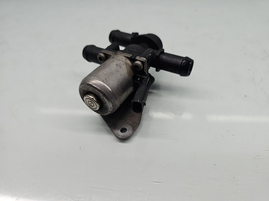 Pompa apa Volvo XC90 II [Fabr 2015-2024] 31338385 2.0 Hib B4204T  236K