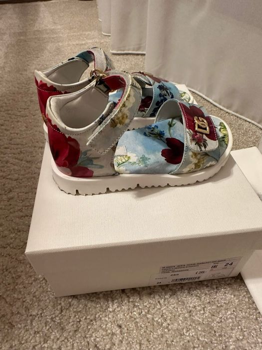 Sandale Dolce&Gabbana fetite
