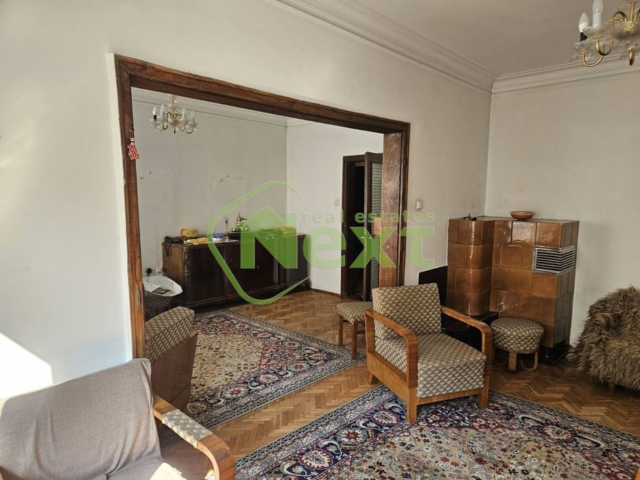 Продава се Тристаен апартамент в София, Център - 100 кв.м за 2295 €/кв.м - Снимка #4