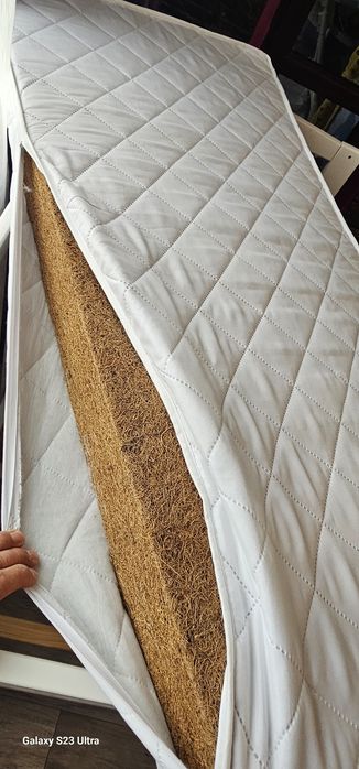 Pat lemn masiv fag bebelusi+saltea din cocos integrala 12cm  ,camera