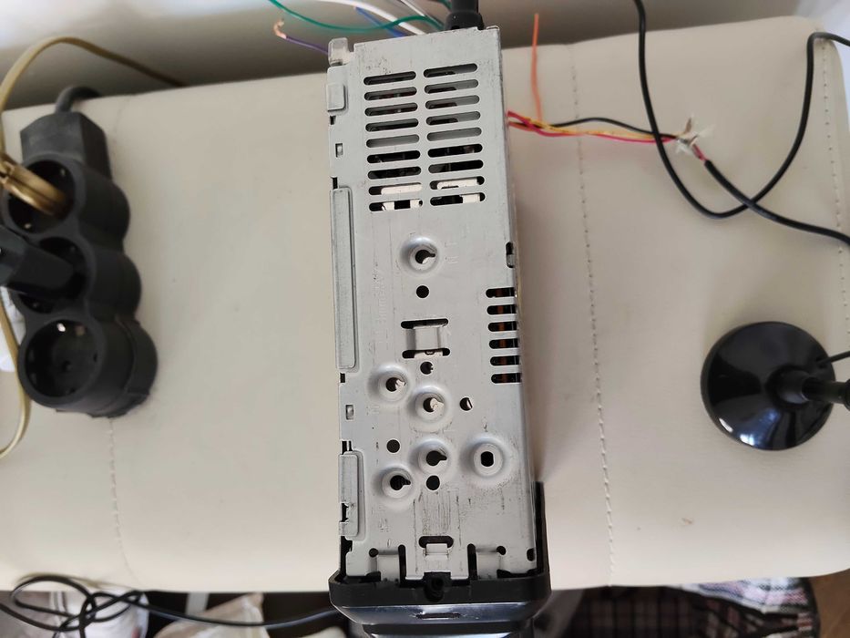 Pioneer model DEH 1530 R