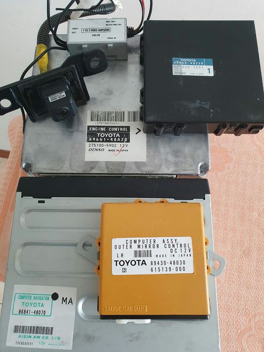 Запчасти на Lexus