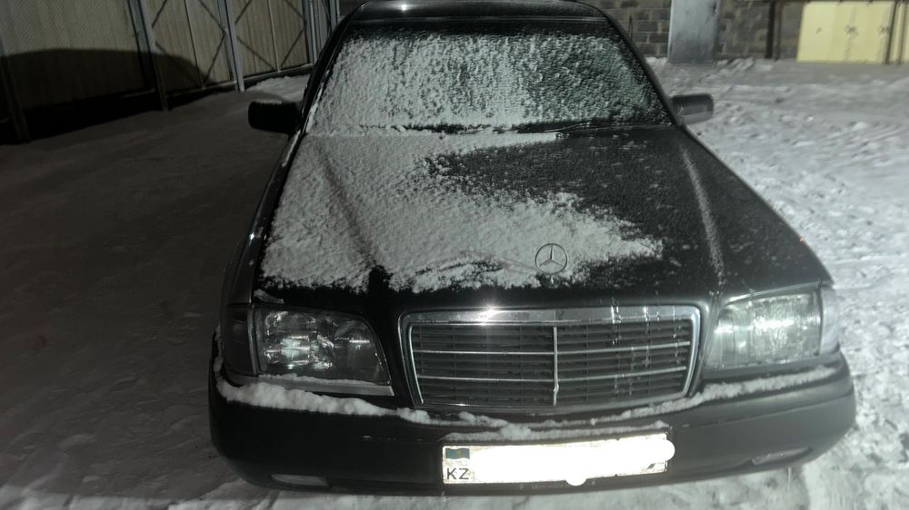 Мерседес w202 c 280