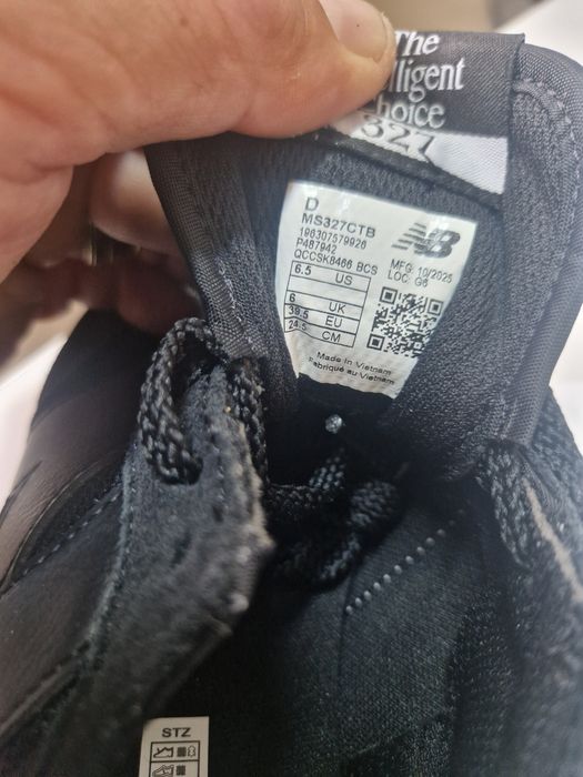 Vand NB 375, NOI LA CUTIE marime 39. 5