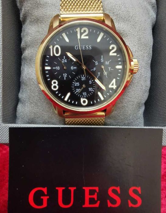 Кварцов часовник Gents ,,Gold Voyage" W1040G3 Кутия Сертификат