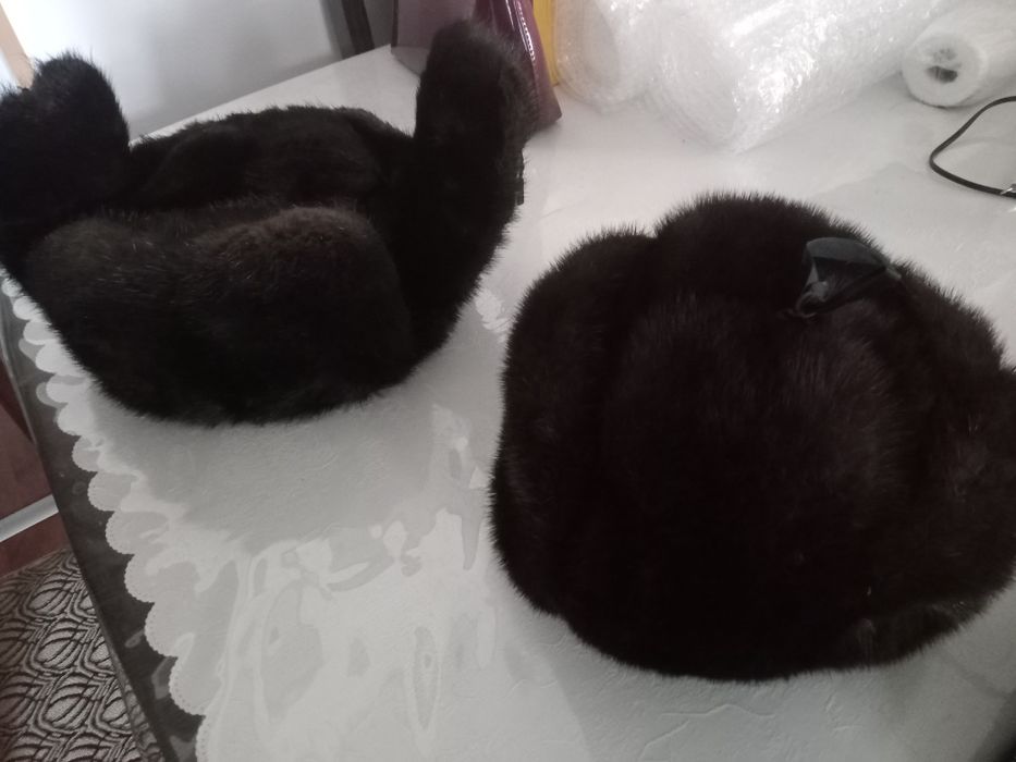 Продаем шапки норковые