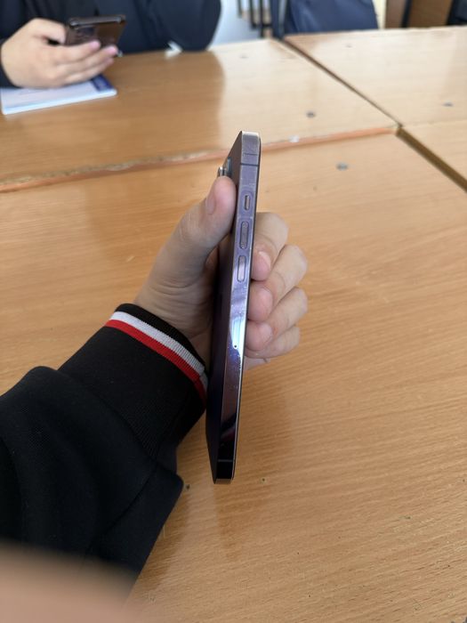 Обмен на айфон 15 про или промакс с моей доплатой