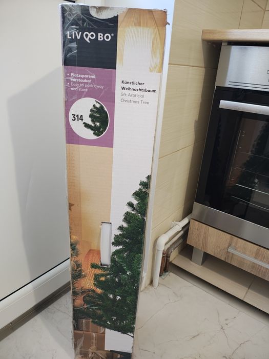 Brad crăciun artificial