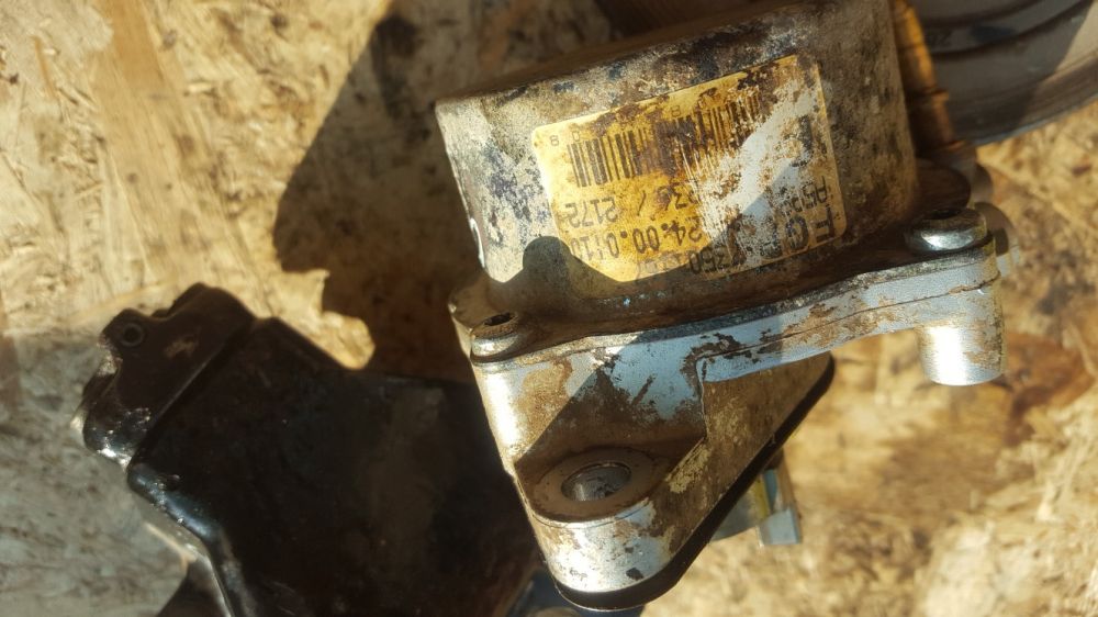 pompa vacuum opel combo motor 1.3cdti