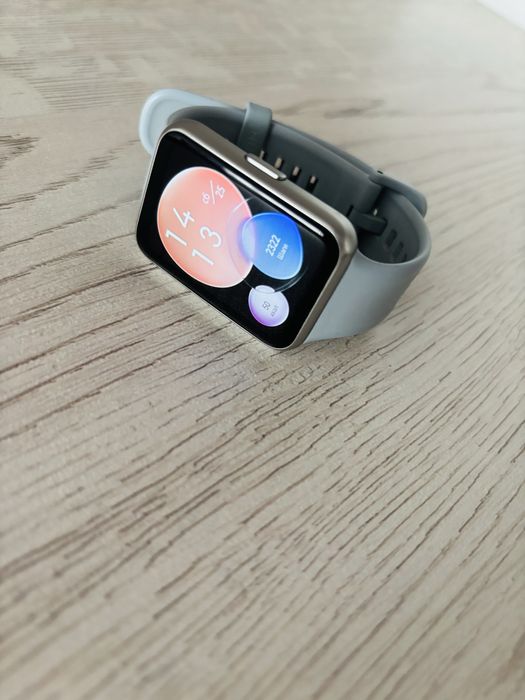 Хуавей ватч фит2 продается