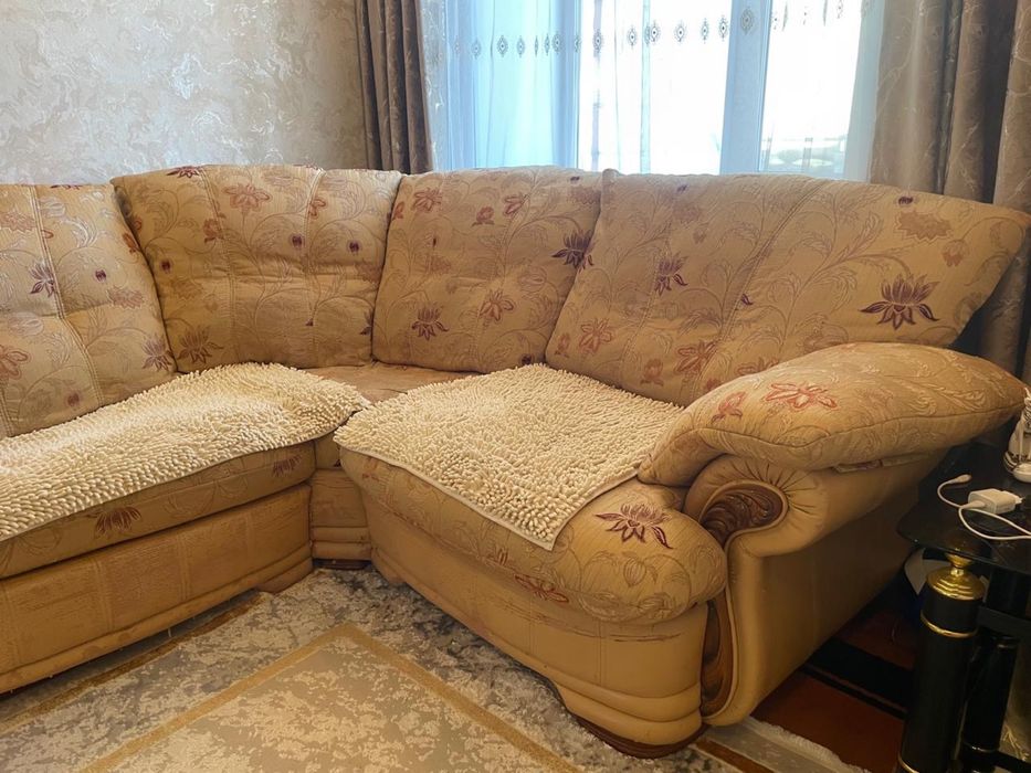 Продам диван от дизайнера Потютьков