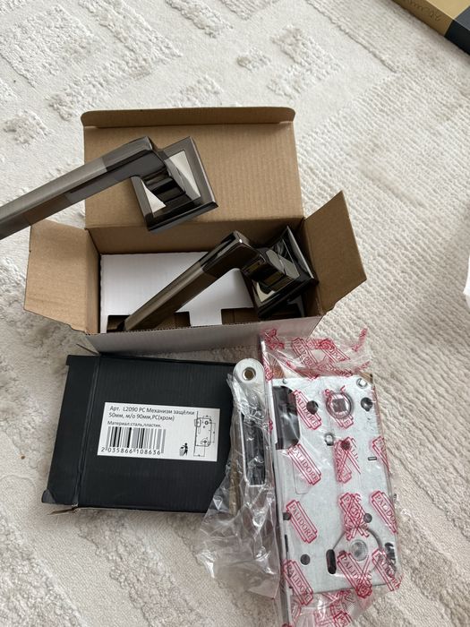 Дверные замки. Производитель Россия. За полцены так как остались