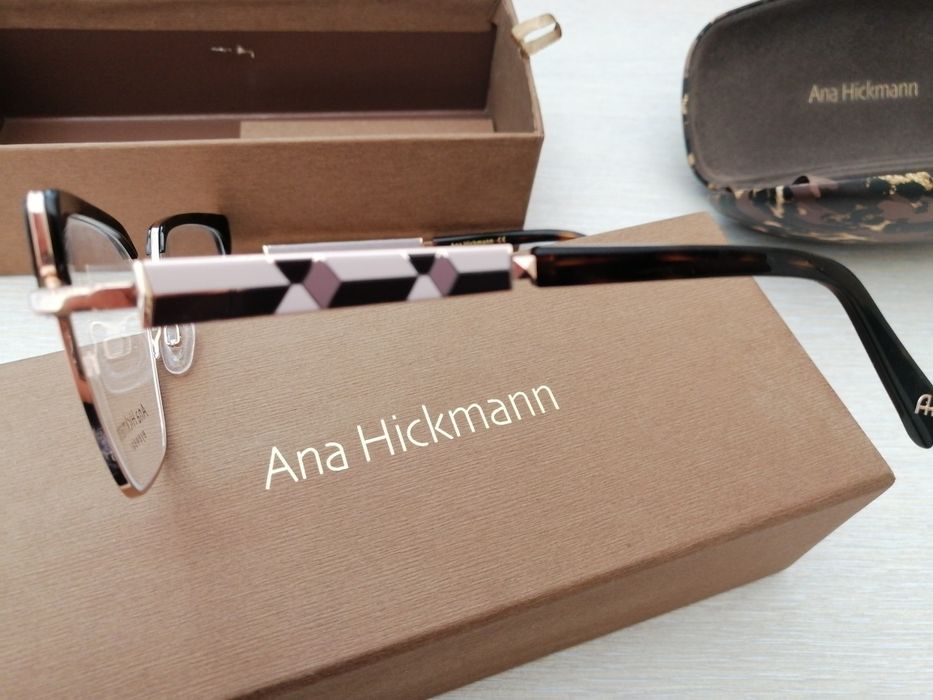 Нови диоптрични рамки Ana Hickmann
