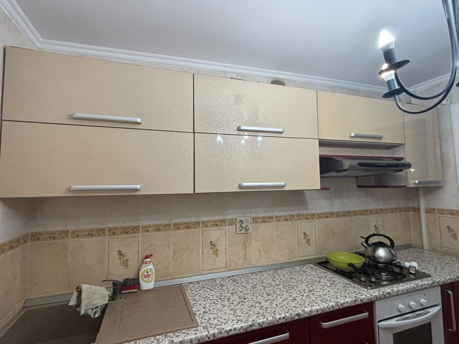 Продается кухонный гарнитур